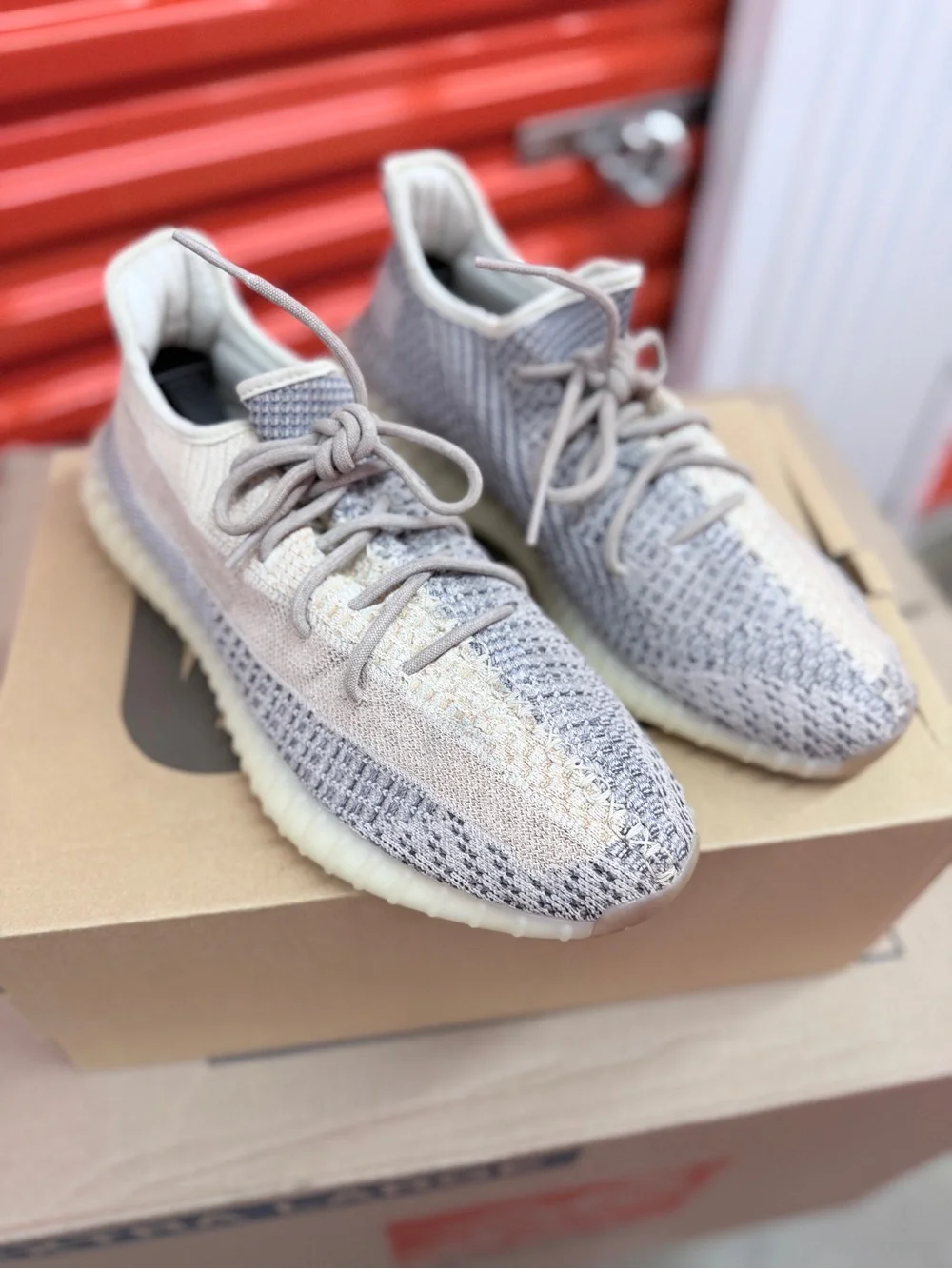 Yeezy Boost 350 V2 Taupe Beige Gray